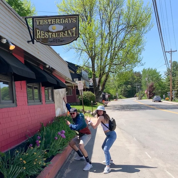 Meet your Posher, Ruby lab resale - Picture 5 of 10